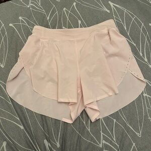 Lululemon Find Your Pace shorts Strawberry Milkshake